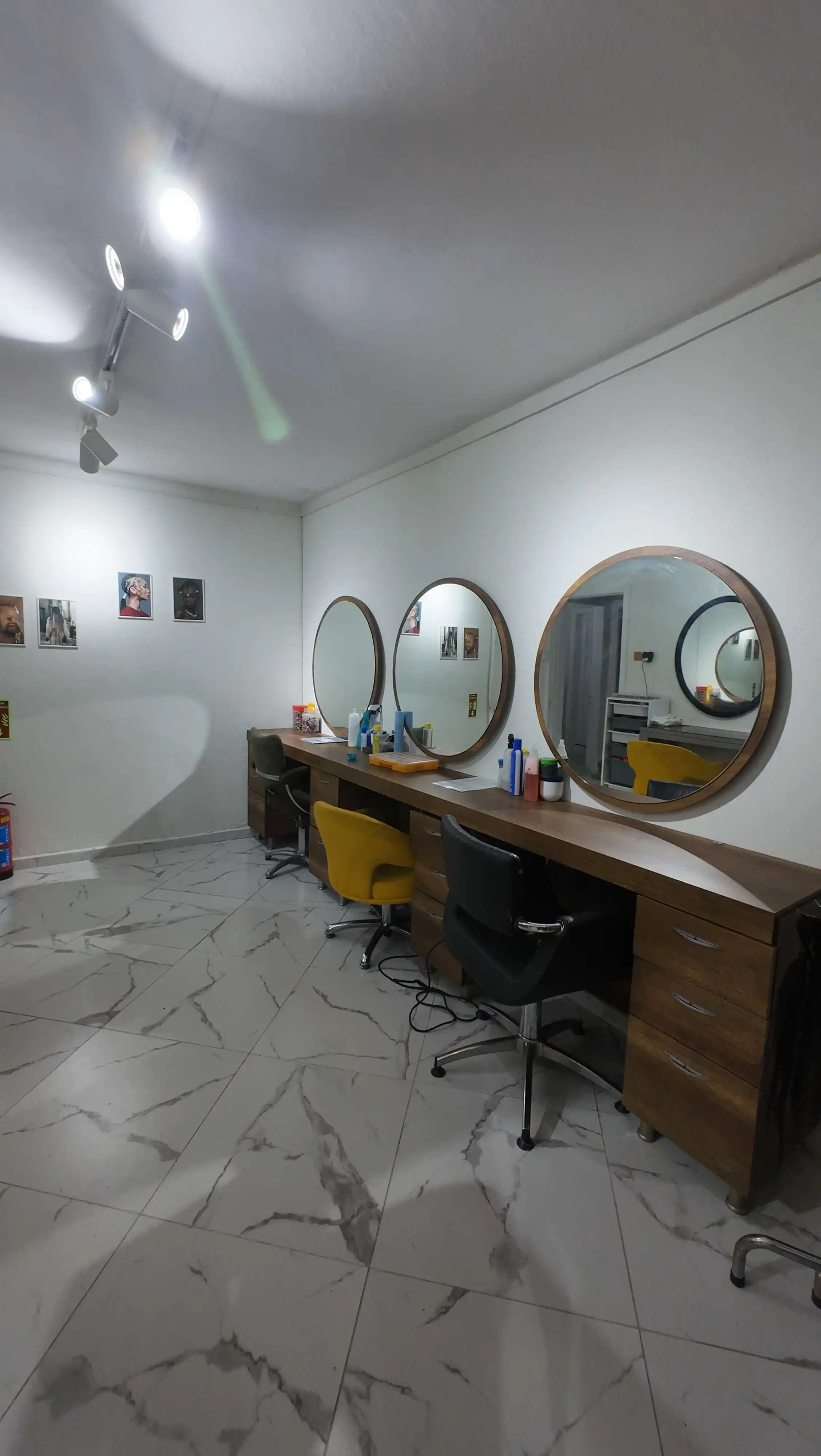 Furkan Başar Stüdyosu Kadıköy - Yeni Salon Tasarımı